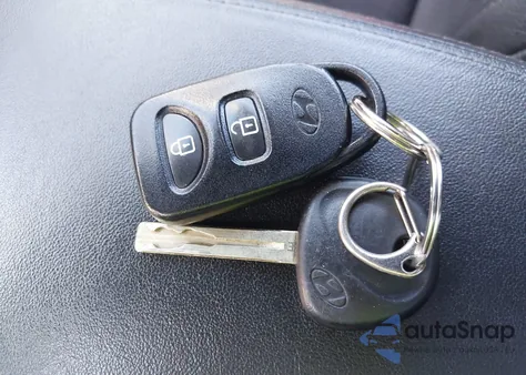 2012 Hyundai Tucson Gls from USA, damaged, VIN KM8JUCAC5CU397149